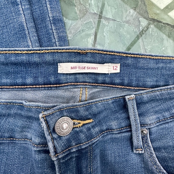 Women’s size 12 jeans - Picture 3 of 3